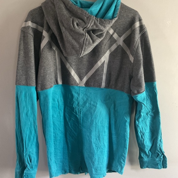 Jewel house Gray and Blue Hoodie button down - Picture 3 of 4